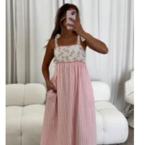 Wishlist Floral Pink Maxi Dress